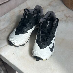Nike Kids soccer cleats size 11
